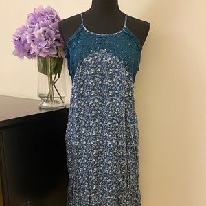 NWT Women’s Maurices Teal Floral Crocheted Trim Dress